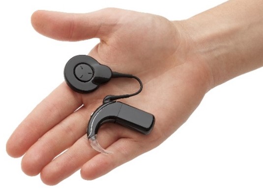澳大利亚cochlear n7人工耳蜗声音处理器，轻便小巧的机身设计，佩戴更舒适